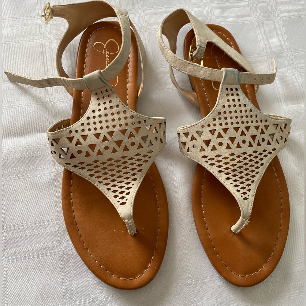 Jessica Simpson sandals size 8.5